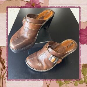 Born Brown Leather Wedge Clogs Size 6 / 36.5 | Handcrafted Buckle Mule Heels